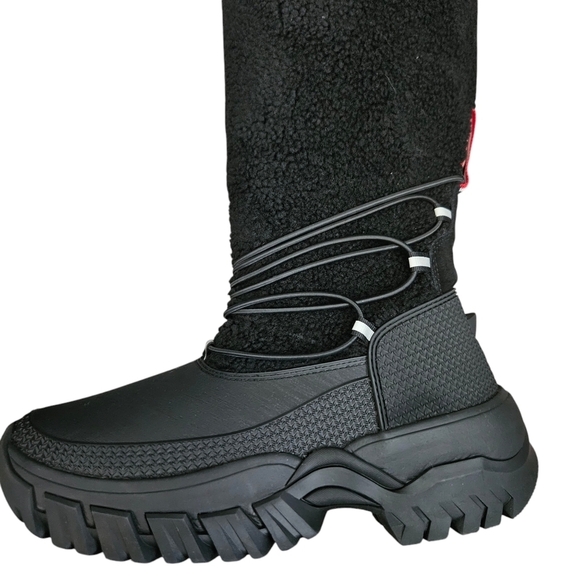 Hunter Wanderer Womens Black Waterproof Tall Sherpa Snow Gorpcore Boots SZ 7 NWT - Picture 9 of 12